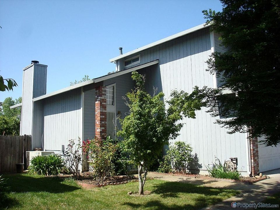 1st image of 102 Creekside Cir