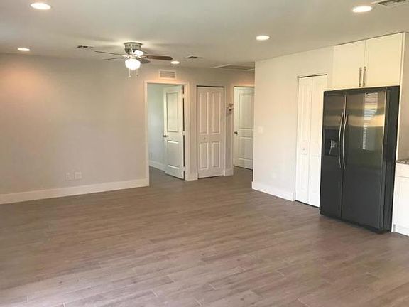 4th image of 4641 Myla Ln