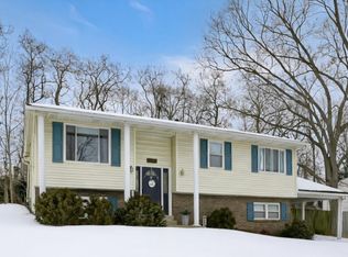 6644 Concord Dr, Newburgh, IN 47630