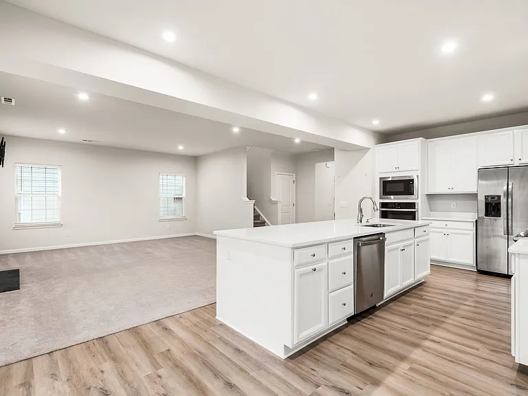 815 Dean Dr — Photo 19