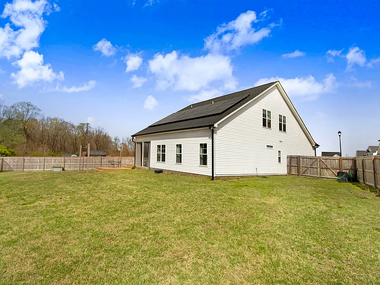 107 Villa Grey Ct — Photo 6