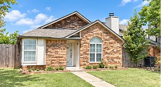 2135 Goodrich Dr