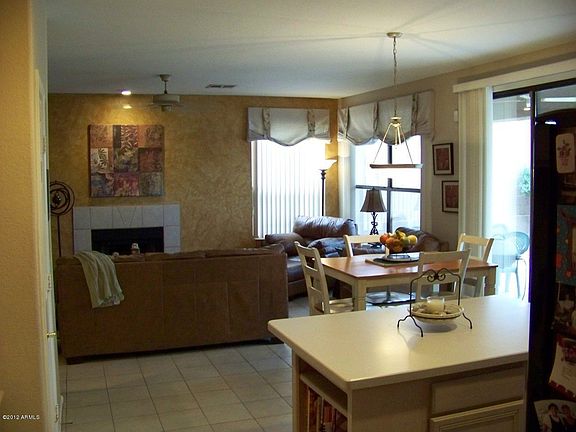 5th image of 301 E Glenhaven Dr