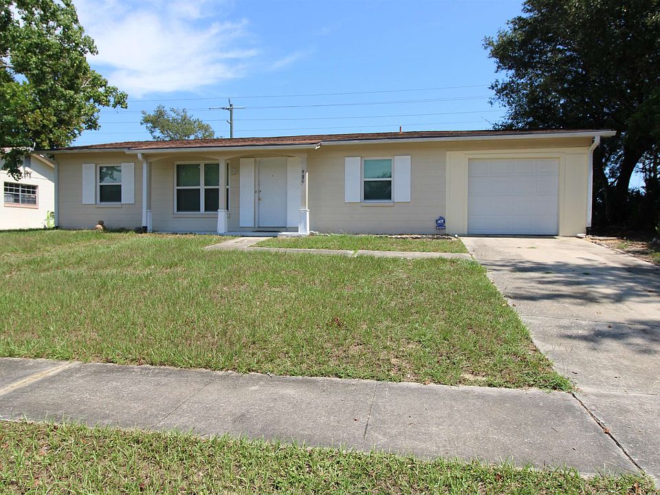 1st image of 980 Manati Ave