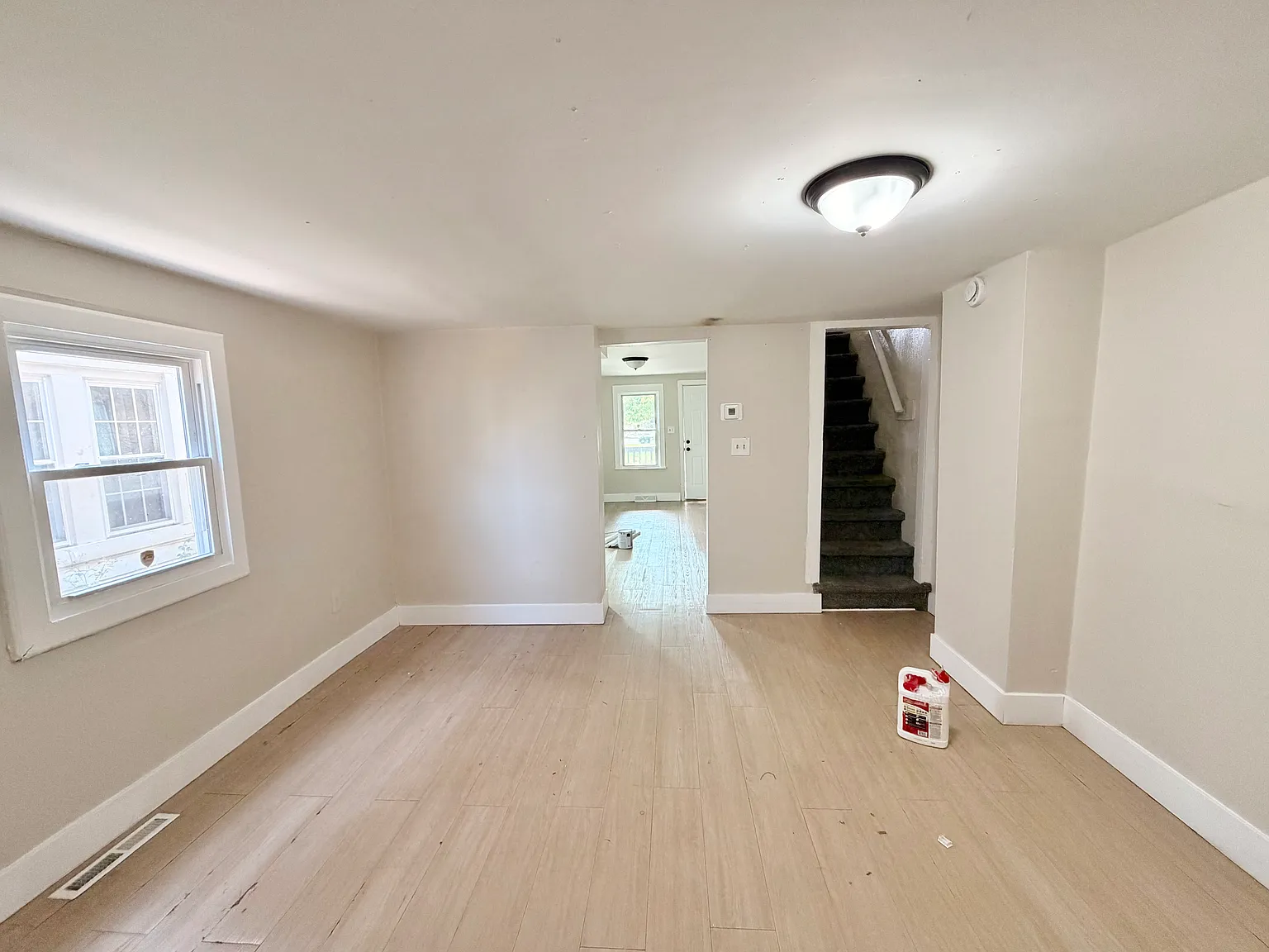 4 bed, $1,925 — Photo 4