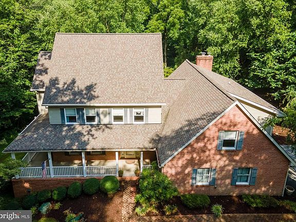 2nd image of 1604 Randallwood Ct