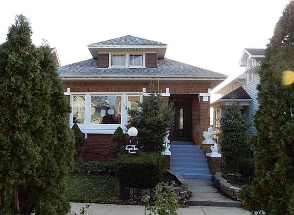 2nd image of 5447 W Kamerling Ave
