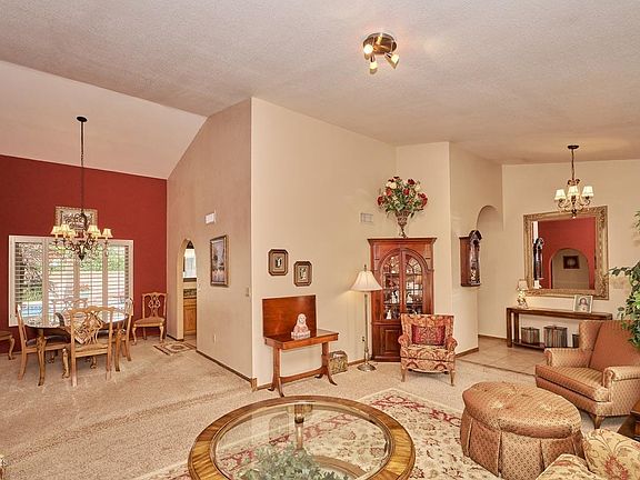5th image of 1414 N Alder Dr
