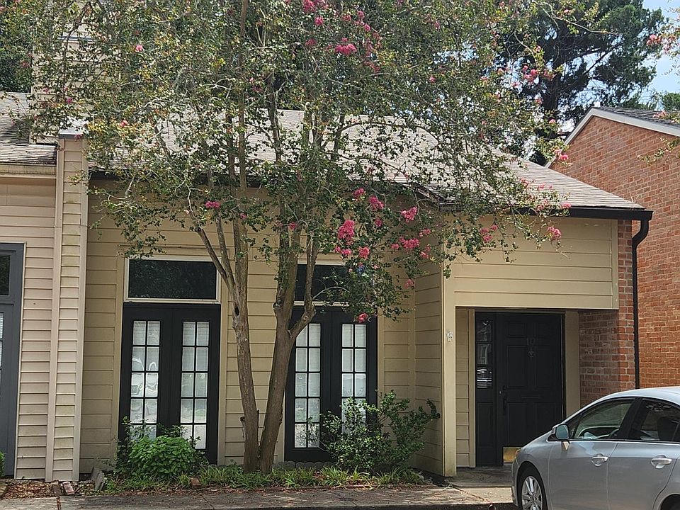 1st image of 10 Audubon Oaks Blvd