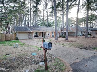 212 Summit Dr, Madison, MS 39110