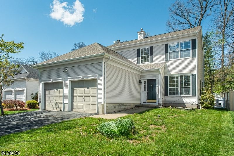 1st image of 16 Indian Spring Dr