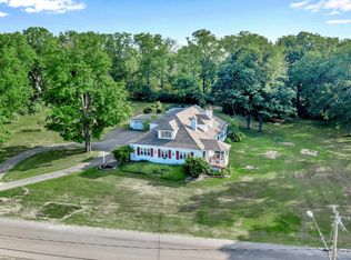 639 Sturgeon Point Rd, Derby, NY 14047