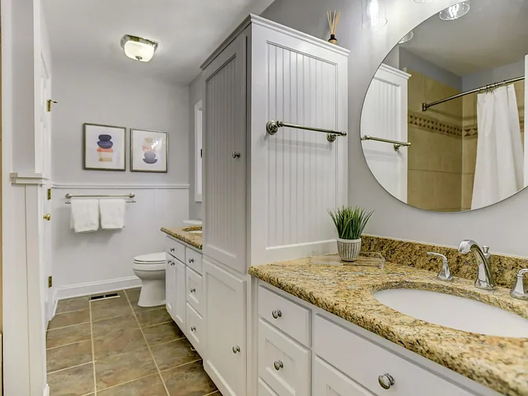 4564 Ina Ln — Photo 14