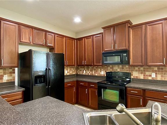 5th image of 10214 Cinchwood Ln