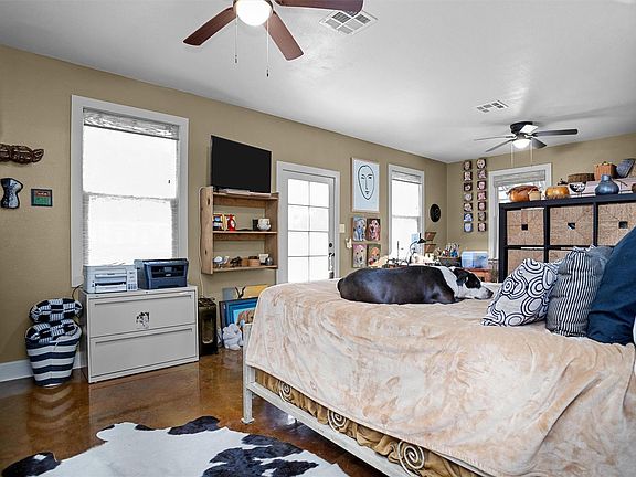 39th image of this home