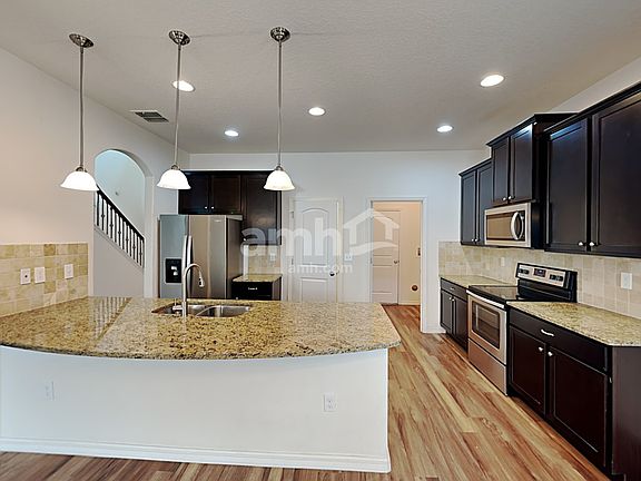 4th image of 11904 Winterset Cove Dr