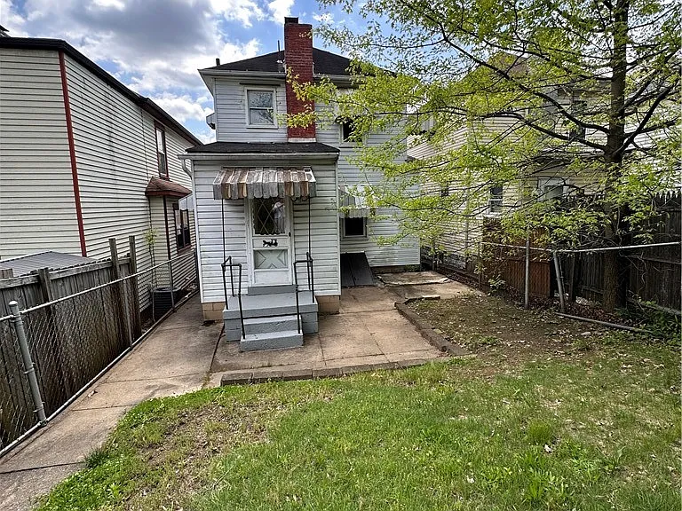 1418 Beckham St — Photo 11