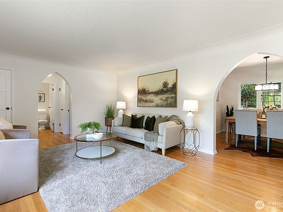 4th image of 750 Belmont Ave E