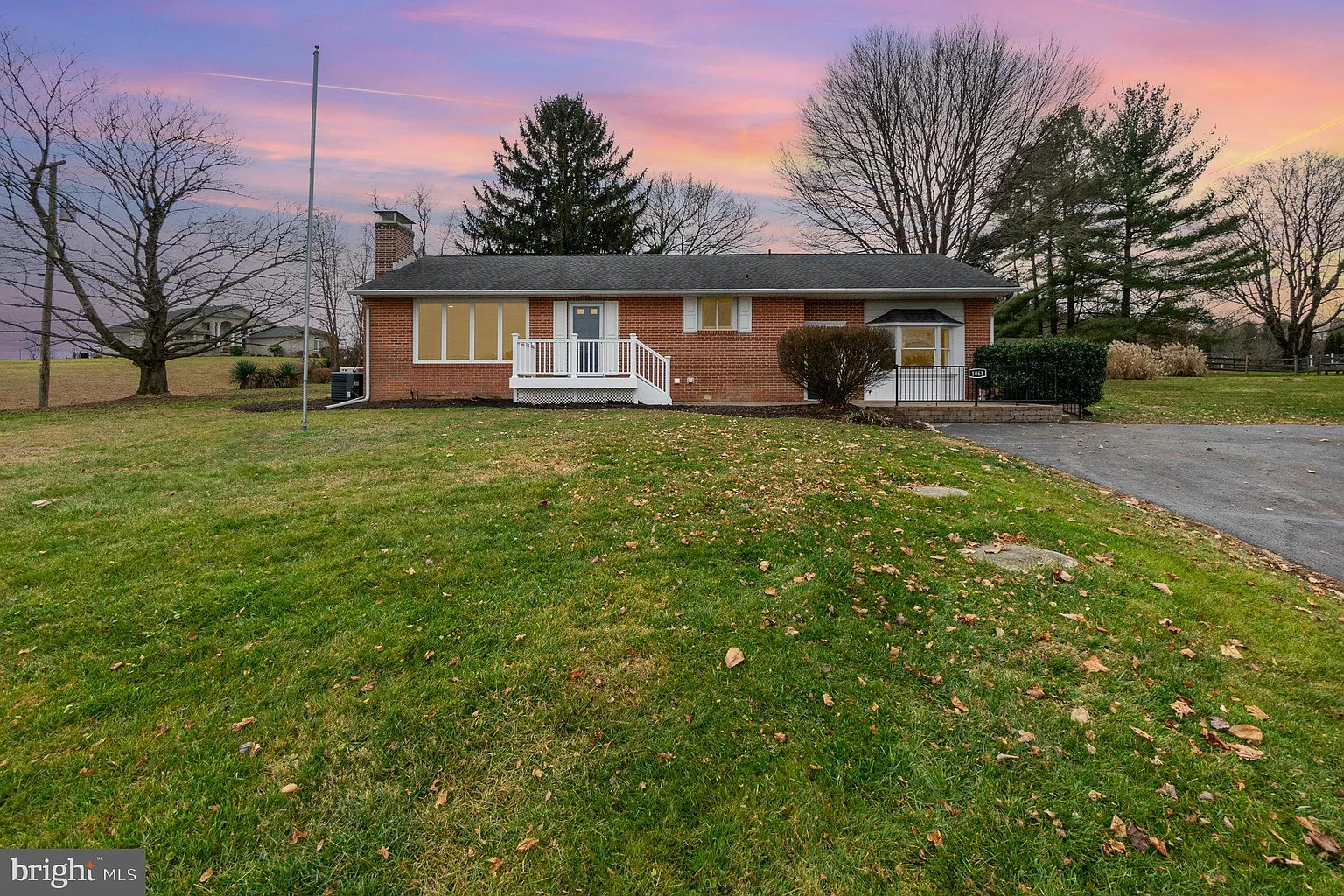 1061 Doyle Rd photo 1