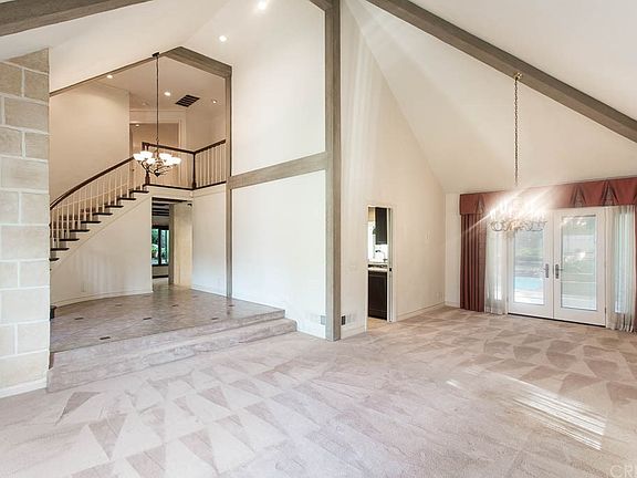 3rd image of 2892 Bottlebrush Dr