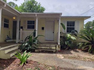 204 Holmes Dr #B, Pensacola, FL 32507