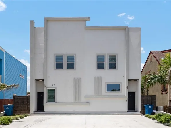 112 E Dolphin St, South Padre Island, TX 78597