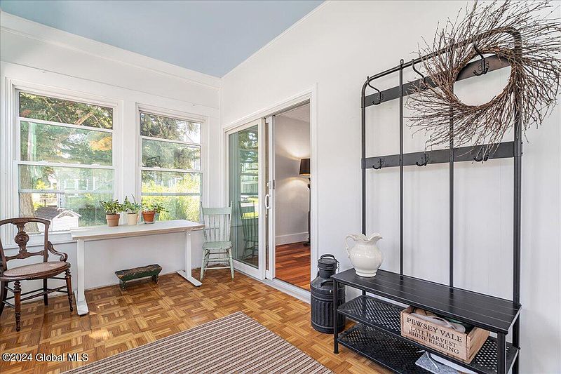5th image of 3 Cooper Avenue
