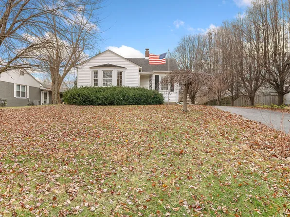 3305 Chamberlin Dr, Indianapolis, IN 46237