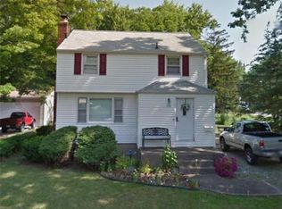 796 Page Ave, Lewiston, NY 14092