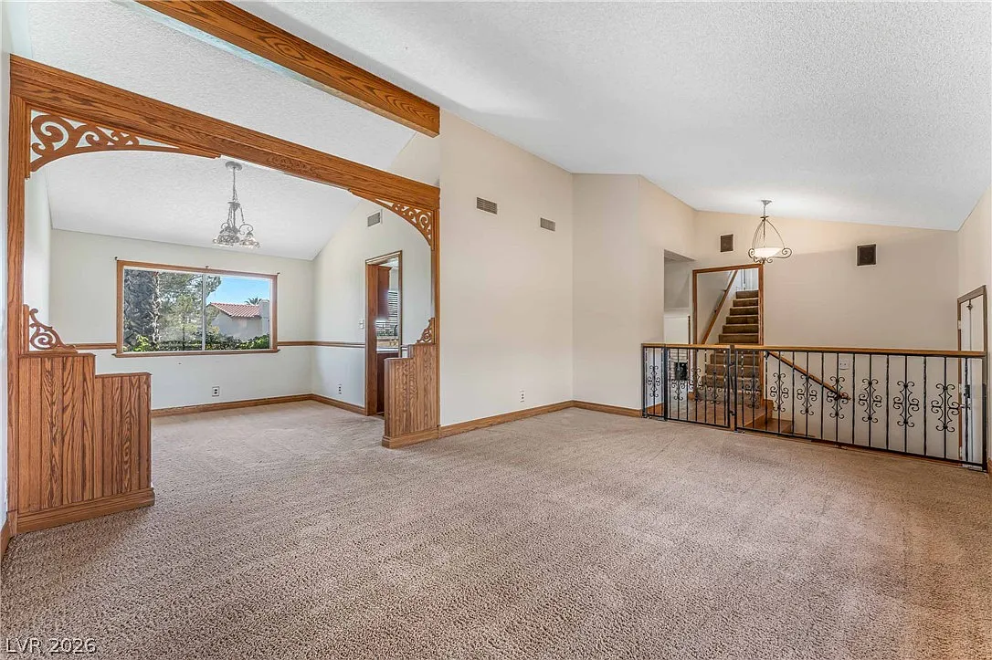 4 bed, 3.0 bath, 2172 sqft, $2,690 — Photo 4