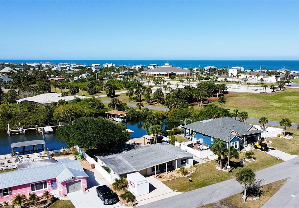 1st image of 104 Palm Cir