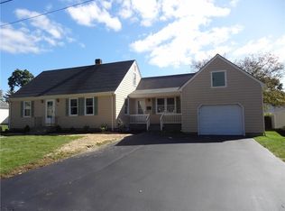 44 Greylock Rd, Bristol, RI 02809