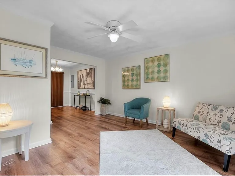 1381 Old Virginia Beach Rd — Photo 2