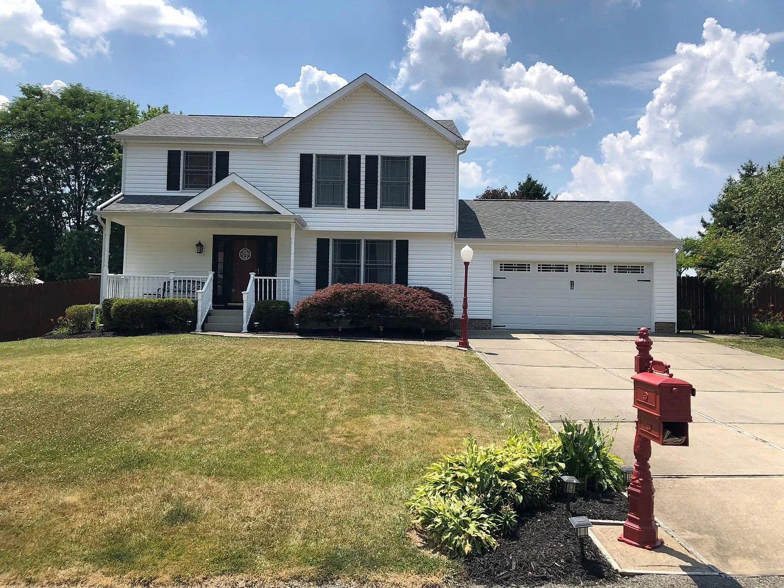 3 bed, 2.5 bath, 1800 sqft, $3,350 — Photo 1