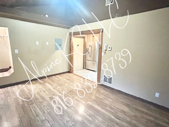 4th image of 2449 Van Brunt Blvd #2S