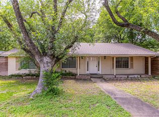 9516 Teresa Cir, Woodway, TX 76712