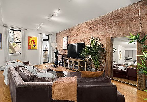 3rd image of 352 Bowery #2