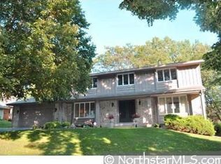 7221 Fleetwood Dr, Edina, MN 55439