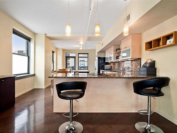 4th image of 915 Olive St APT 1301