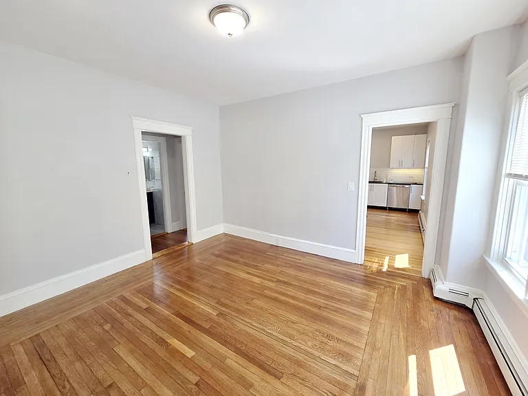 21 Ogden St #1 — Photo 9