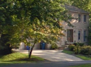 4882 Old Well Rd, Annandale, VA 22003