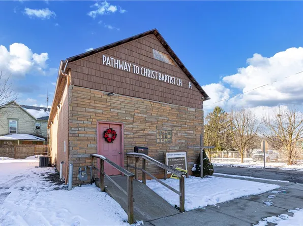1395 Allison Ave, Washington, PA 15301