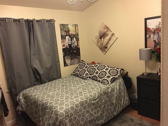 5th image of 410 Los Encinos Ave