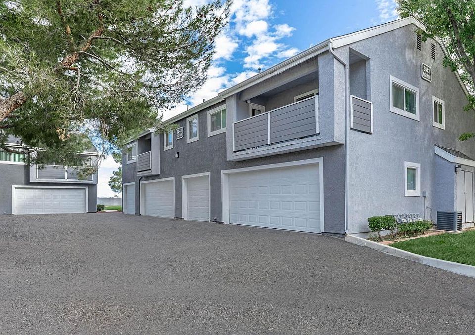 1st image of 2060 Westwood Ct #4