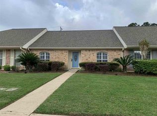 7935 Pecan Dr, Beaumont, TX 77713