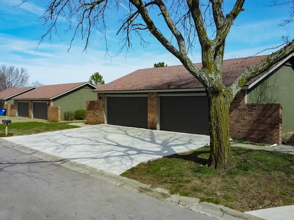 2310 Princeton Pl #2310, Lawrence, KS 66049