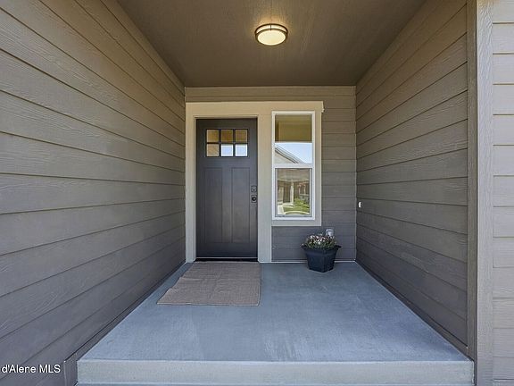 3rd image of 3476 N Blaze Loop