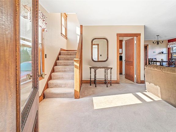 3rd image of 15 Kirkwood Ave