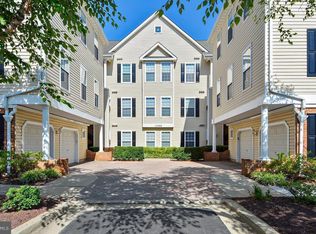 12708 Found Stone Rd #3-302, Germantown, MD 20876