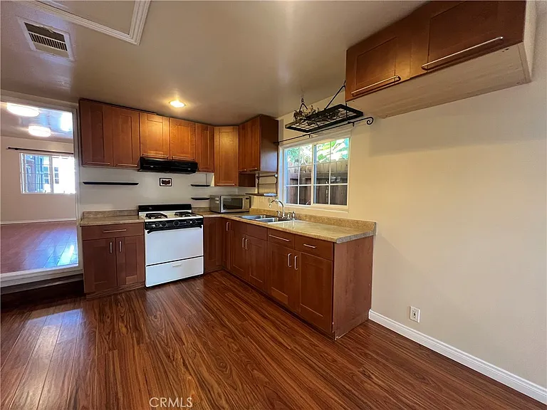 4727 Milne Dr — Photo 7